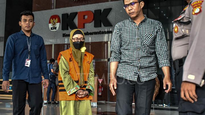<b>Eks Anggota DPRD Provinsi Jambi Suliyanti Ditahan karena Kasus Suap Pengesahan RAPBD 2017-2019</b>