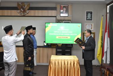 brektor-unilak-lantik-revru-ohara-dan-wali-hidayat-sebagai-pimpinan-prodi-bisnis-digitalb