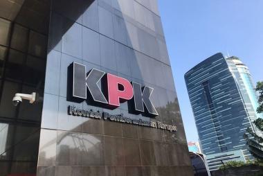 bkpk-bergerak-telusuri-misteri-hilangnya-2000-dolar-singapura-dari-amplop-bupati-nonaktif-kuantan