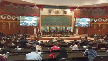 bdprd-riau-umumkan-komisioner-terpilih-ki-kpi-daerahb