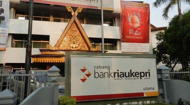 Oalah, Ternyata Bank Riau Kepri Tidak Membentuk PPID padahal Harusnya Wajib