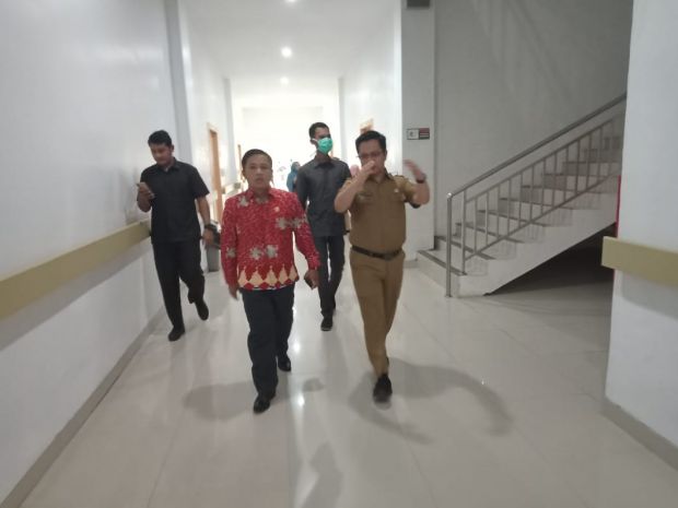 Deteksi Dini Corona, Ketua DPRD Siak Imbau Warga yang Batuk dan Demam Periksakan Diri