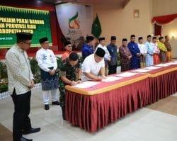 btanda-tangani-perjanjian-pinjam-pakai-aset-pemprov-riau-pemkab-kuantan-singingi-dukung-program