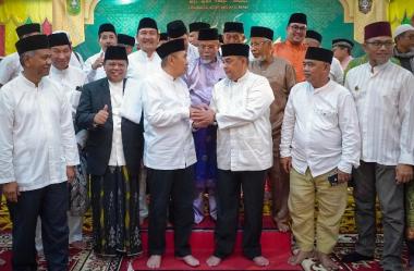 buka-puasa-bersama-lamr-gubri-dan-wagubri-kompak-hadir