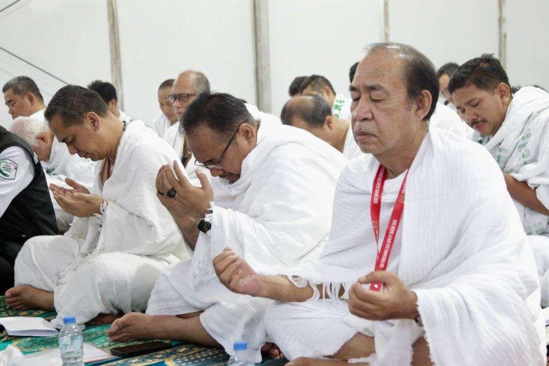 200-an Ribu Jemaah Haji Indonesia Termasuk Menteri Agama RI Yaqut Cholil Qoumas Jalani Wukuf di Padang Arafah
