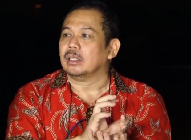 Gubernur Riau Dinilai Inkonsisten dengan Maklumatnya, ”Warga Dilarang <i>Ngumpul</i> Lebih dari 5 Orang, Kampanye Boleh Dihadiri 50 Orang”