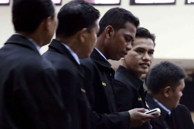 Oknum Humas Pemukul Wartawan Belum Ditahan, Ketua DPRD Inhil: Polisi Harus Usut Tuntas Kasus Ini