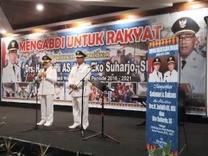 Masih Pakai Atribut ”Jengkol”, Wali Kota Dumai dan Wakilnya Syukuran Pelantikan di Pekanbaru, Ingatkan Warga Perhatikan soal Ini