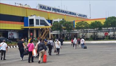 bjakarta-ke-pekanbaru-kini-bisa-naik-pesawat-dari-bandara-halim-perdanakusumab