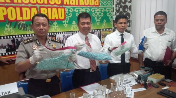 10 Hari Operasi Narkoba di Berbagai Wilayah, Polda Riau Tangkap 10 Orang