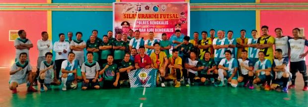 BBFC Polres Bengkalis Juara Umum Turnamen Silaturahmi Futsal bersama Wartawan
