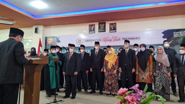 Guru Besar Unilak Prof Syafrani Dilantik Jadi Rektor Universitas Hang Tuah Pekanbaru