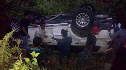 Pecah Ban, Pajero Sport Terguling Hebat di Bypass Minas-Pekanbaru, 1 Orang Tewas 4 Terluka