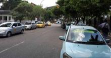 sopir-taksi-di-pekanbaru-demo-tolak-transportasi-berbasis-online