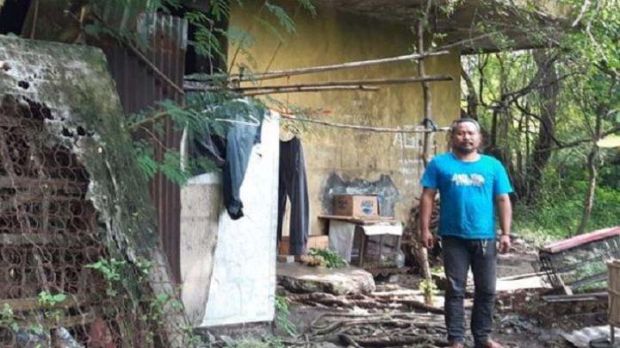 Mengaku Sering Lihat Hantu, Pria Ini beserta Keluarganya Terpaksa Tinggal di Gudang Es karena Cuma Berpenghasilan Rp8.500 per Hari