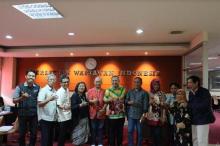 pakar-komunikasi-unpad-sarankan-pwi-peduli-gandeng-wartawan-senior-di-seluruh-indonesia
