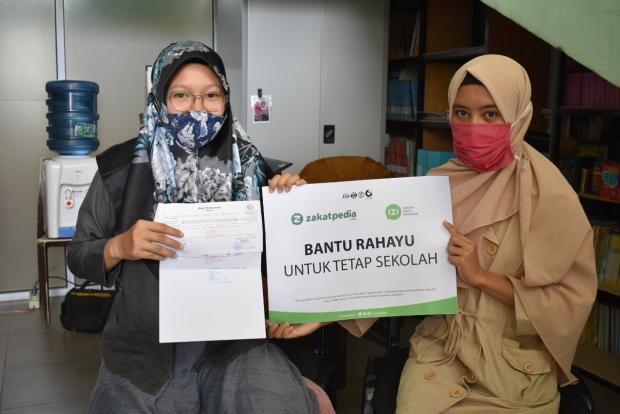 IZI Riau Bantu Siswa Kurang Mampu agar Tetap Sekolah