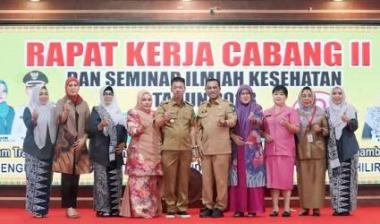 ini-pesan-bupati-rokan-hilir-kepada-peserta-raker-cabang-ll-dan-seminar-ilmiah-kesehatan-bersempena
