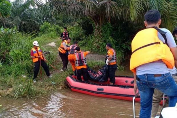 Mayat Pria tanpa Identitas Mengapung di Sungai Siak Dekat PLTU Pekanbaru