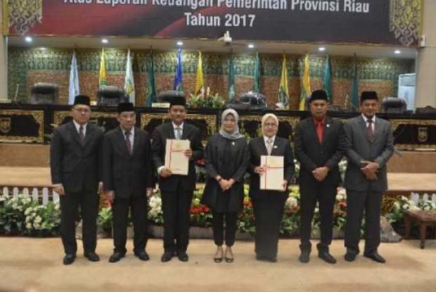 Enam Tahun Berturut-turut Laporan Keuangan Pemprov Riau Dapat Opini WTP