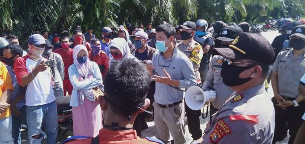 Karyawan dan Buruh PT MAS Bengkalis Unjuk Rasa Tuntut THR