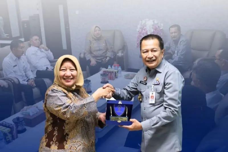 <b>Komisi XIII DPR Kunjungi Kemenkum Riau Bahas Layanan Publik & Koperasi Merah Putih</b>