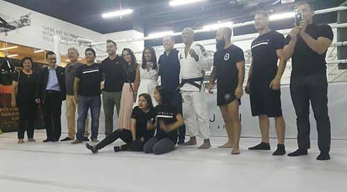 Petarung Profesional Asal Riau Riko Hutabarat Punya Obsesi Besar Jadi Juara Dunia <i>Kick Boxing</i>