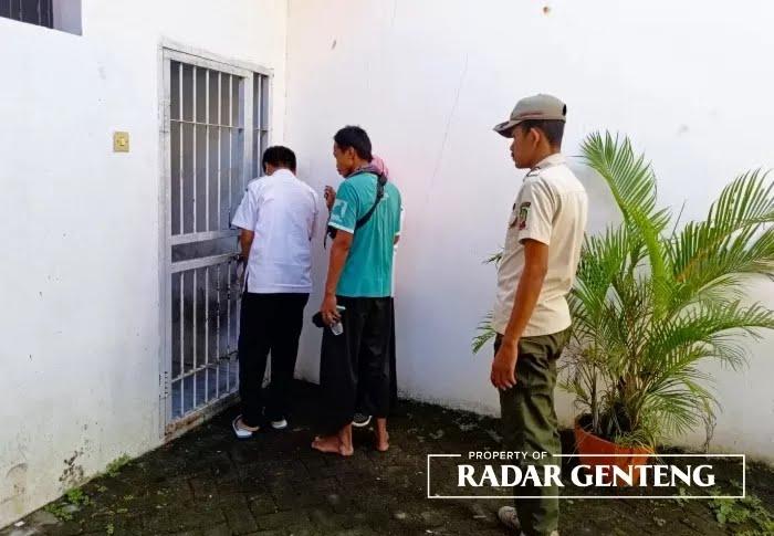 ODGJ Asal Senamanenek Kampar Riau Buat Onar di Banyuwangi, Diamankan di Kantor Satpol PP