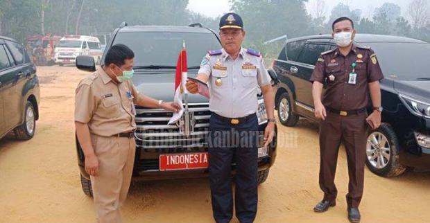 Toyota Land Cruiser Berpelat ”INDONESIA” yang Dipakai Jokowi Tinjau Karhutla di Pelalawan Ternyata Mobil Sewaan