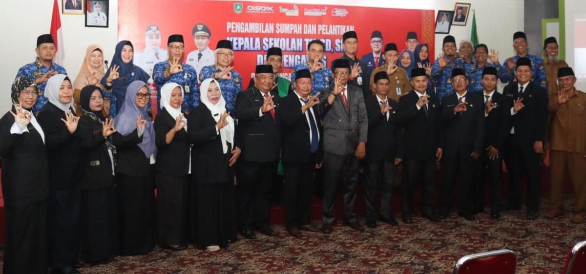 Ini Pesan Bupati Bengkalis kepada 14 Kepsek dan Seorang Pengawas Sekolah yang Baru Dilantik