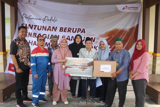 Adri Semringah Terima Bantuan Paket Sembako dari PHR Jelang Ramadan