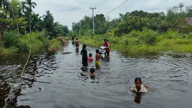 Baru Kali Ini Banjir yang Dalam Terjadi di Dusun Delik Bengkalis