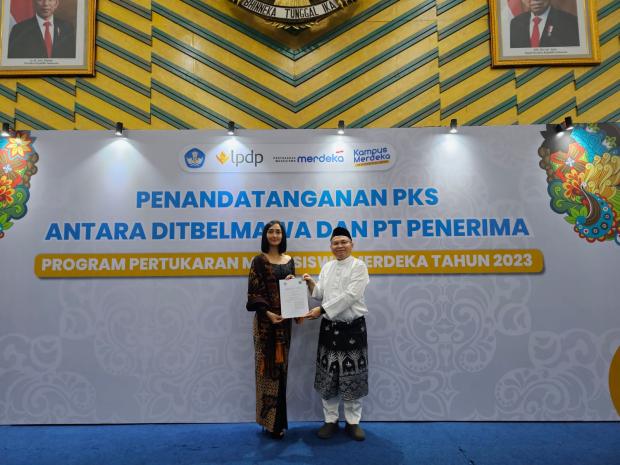 Tanda Tangani Kerja Sama dengan Ditbelmawa Kemenristekdikti, 50 Mahasiswa Luar Sumatera Kuliah di Unilak Belajar Budaya Melayu Riau