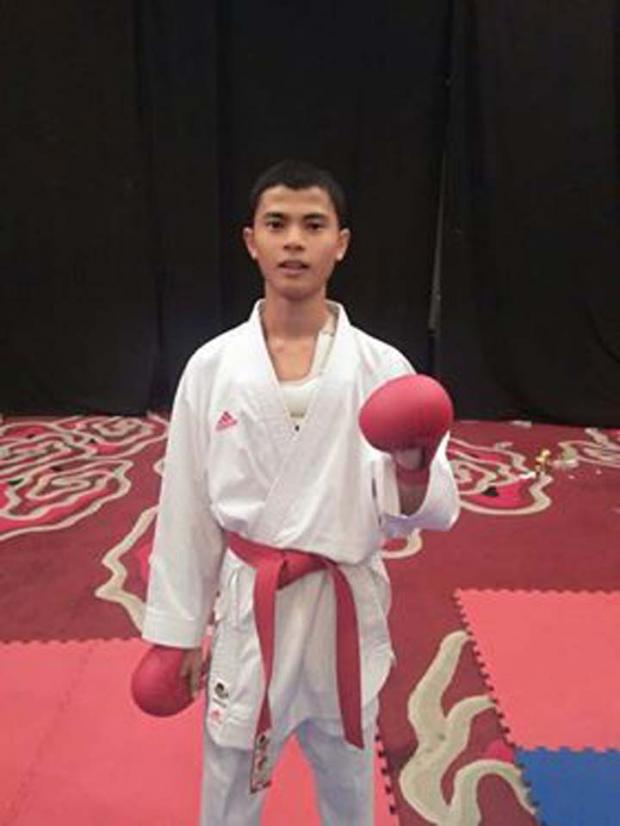 Pelajar SMA Negeri 1 Tualang Juara Karate O2SN Tingkat Nasional dan Lolos ke Event Internasional di Belgia