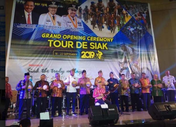 <i>Tour de Siak</i> 2019 Resmi Dibuka, 55 Pembalap dari Dalam dan Luar Negeri Siap Jadi yang Terbaik