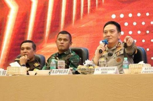 <b>Kapolda Riau Ultimatum Seluruh Kasat Lantas dan Kasat Polair, Ada Apa?</b>