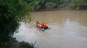 Setelah 6 Hari Sisir Sungai Indragiri, Tim Gabungan Hentikan Pencarian Pak Kadir yang Diduga Hanyut