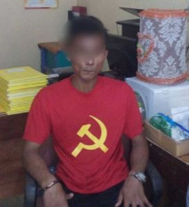 Baru Tiga Jam ”Bergaya” dengan Kaos Berlambang Palu Arit, Pria Ini Langsung Diamankan Polisi di Tembilahan
