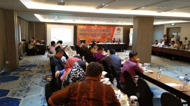 Evaluasi Fasilitasi Kampanye 2019, KPU Riau Terima Saran dan Kritik dari Berbagai Elemen