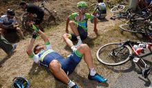 atlet-riau-dikabarkan-terjatuh-dan-alami-lukaluka-saat-balapan-sepeda-di-pon-xix-sekarang-dirawat