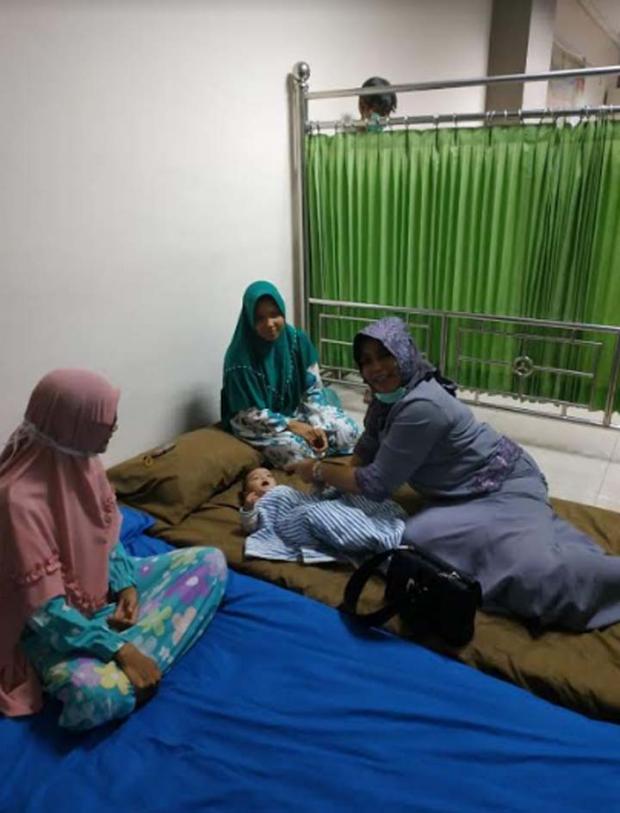 Istri Gubernur Riau Syamsuar Sambangi Sejumlah Posko Kesehatan di Pekanbaru