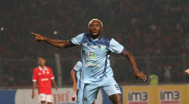 Herman Dzumafo Mendadak Kabur dari Sriwijaya FC dan Memilih Pulang ke Pekanbaru