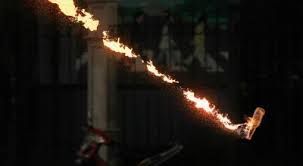 Pekanbaru Diteror! Bom Molotov Meledak di Pos Ronda Depan Pekanbaru City Hotel Jalan Sam Ratulangi