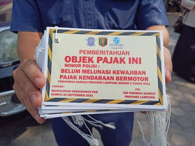 <b>1,5 Juta Kendaraan di Riau Menunggak Pajak</b>