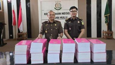 bkejaksaan-sebut-negara-rugi-rp245-miliar-dalam-kasus-dugaan-korupsi-pupuk-subsidi-di-rokan-hulu