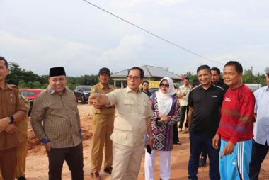 bada-galian-c-di-kawasan-kulim-pekanbaru-diduga-pasok-tanah-ke-proyek-tol-komisi-iii-dprd-riau-ini