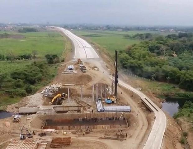 Progres Konstruksi Ruas Tol Pekanbaru-Dumai Capai 60 Persen