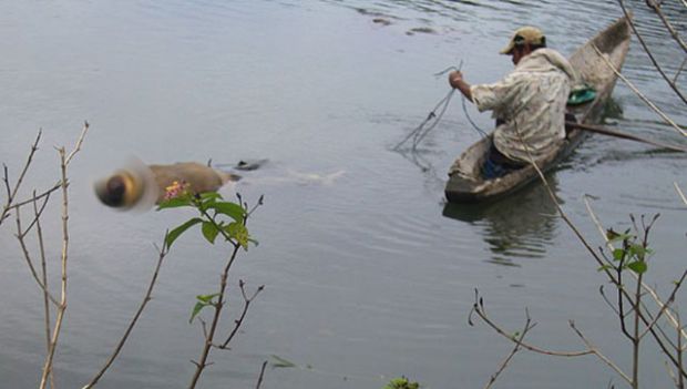 Pencari Ikan Temukan Mayat Laki-laki Mengambang di Sungai Kampar, Ini Identitas Korban Sesuai KTP yang Ada di Dompetnya