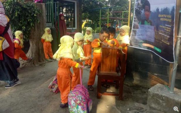 Murid TK di Blitar Jatim Kumpulkan Bantuan untuk Korban Asap Riau