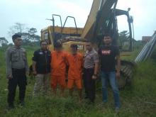dua-warga-pekanbaru-ditangkap-saat-menambang-emas-ilegal-di-sumbar